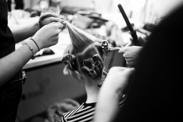 Laetitia_Guenaou_#TWIN_spring_summer_2019_LD_backstage_17.jpg