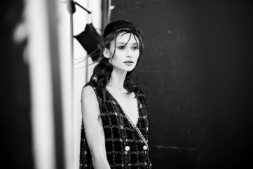 Laetitia_Guenaou_fall_winter_2022_CHIAROSCURO_A.Czyba_backstage22.jpg